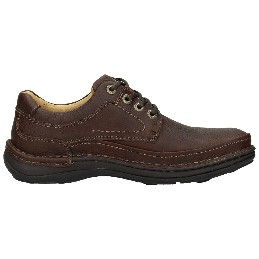 Clarks Nature Three Middel Bruin Middelbruin