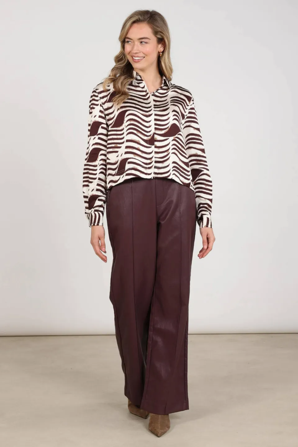NUKUS Adora blouse ecru Ecru/donkerrood/beige