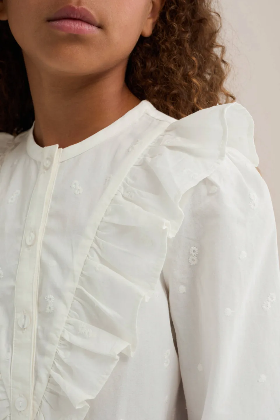 WE Fashion blouse met ruches ecru ronde hals, foto 5