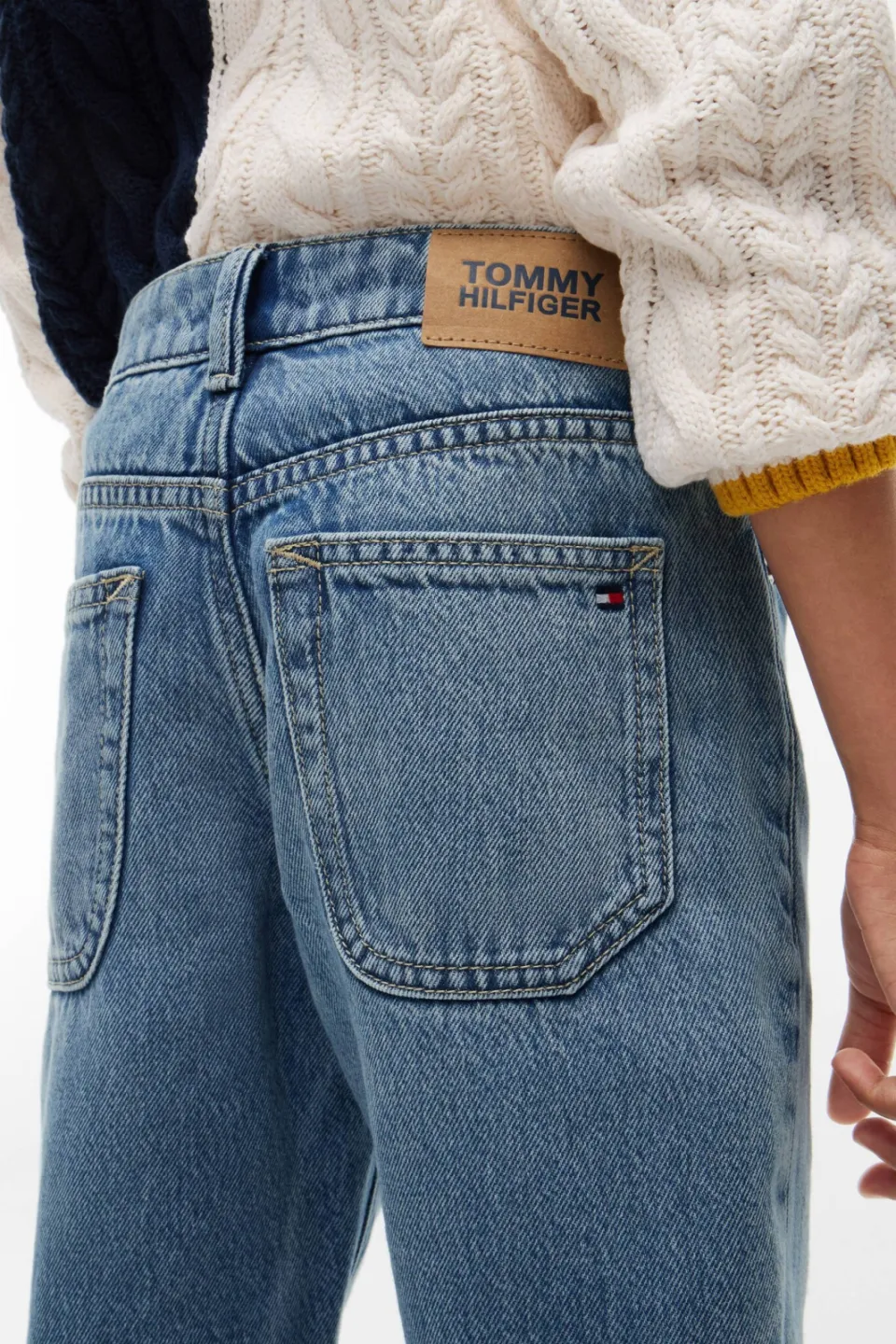 Tommy Hilfiger straight leg jeans - medium used, foto 3