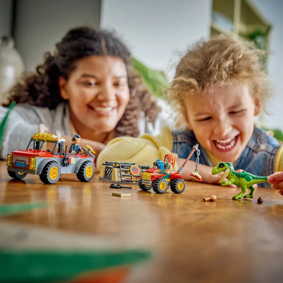 Lego Jurassic World Jonge T. Rex Transporttruck Dino Speelgoed 77978, foto 5