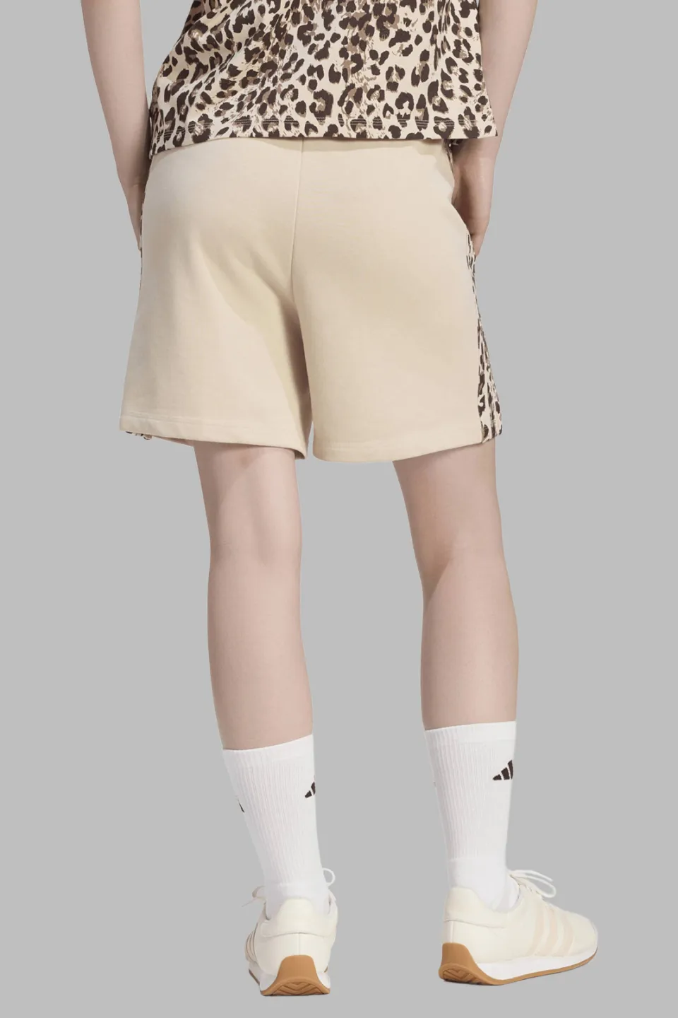 Adidas Sportswear sweatshort zand, foto 5
