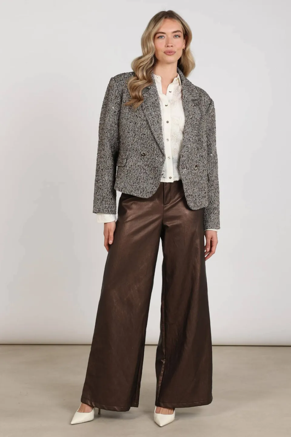 NUKUS imitatieleren wide leg broek - donkerbruin