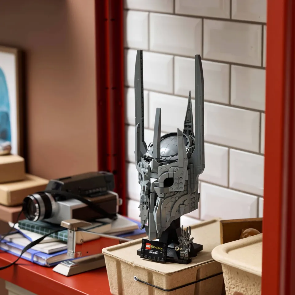 Lego Icons The Lord of the Rings: De Helm van Sauron Bouwpakket 11373, foto 7