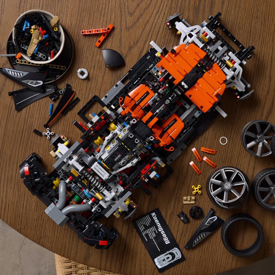 Lego Technic Koenigsegg Sadair's Spear Megacar Auto Set 42232, foto 7