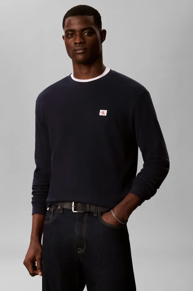 Calvin Klein JEANS regular fit longsleeve - donkerblauw Dark Sapphire.