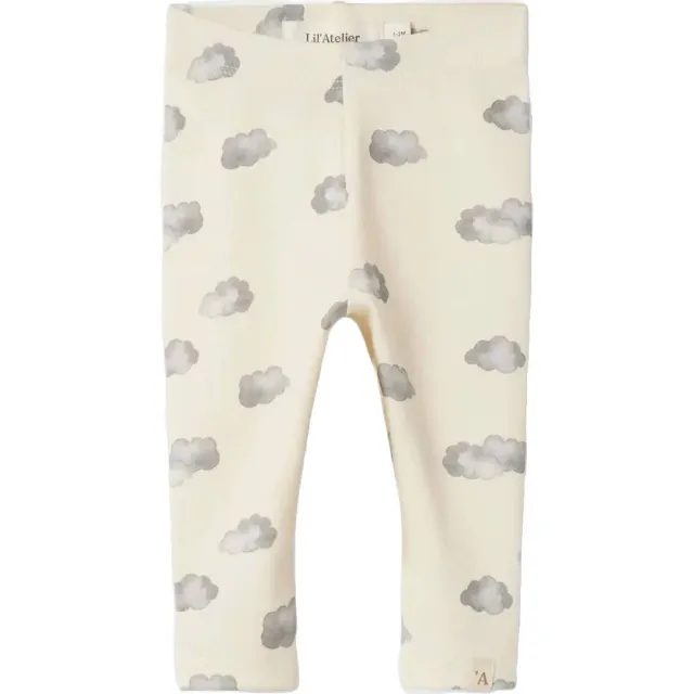 Lil' Atelier babybroek ecru met wolkenprint