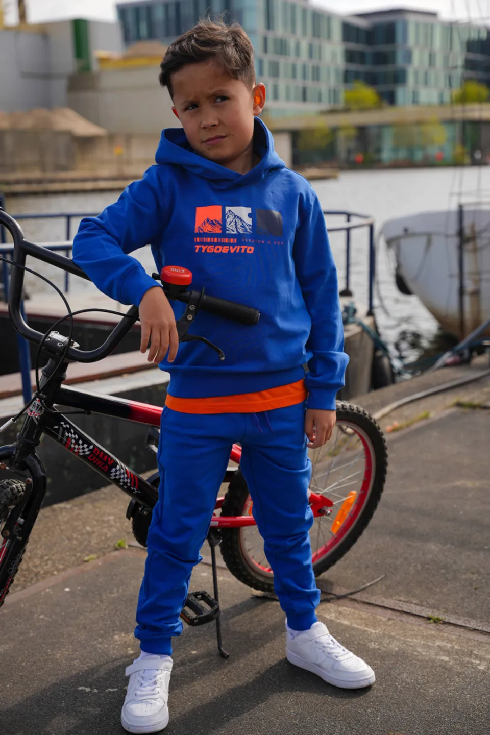 TYGO & vito joggingbroek hardblauw, foto 3