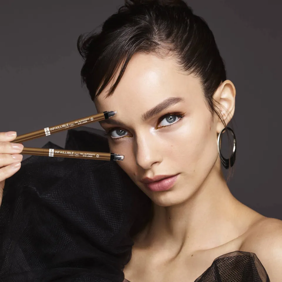 L'oréal Infaillible 36H Grip Gel Automatic eyeliner bruin, foto 2