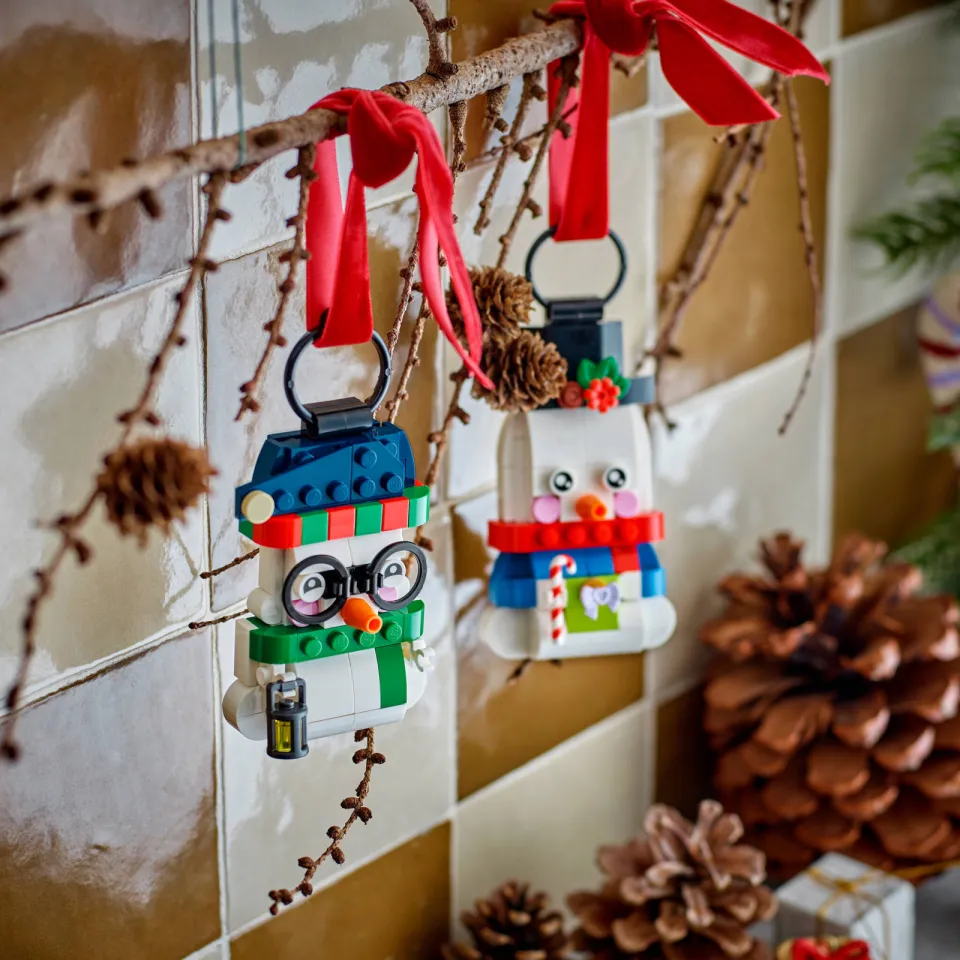 Lego Seasons and Occasions Sneeuwpopornamenten - Kerstversiering en Bouwpakket voor Kinderen 40812, foto 6