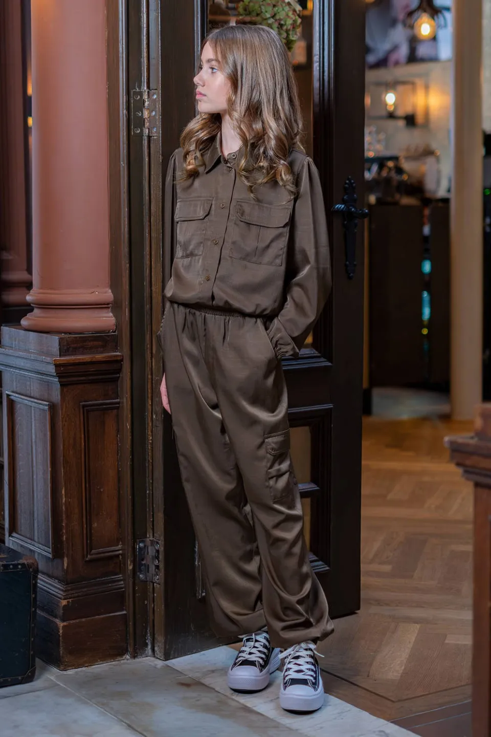 Like Flo Young loose fit cargobroek chocoladebruin, foto 3