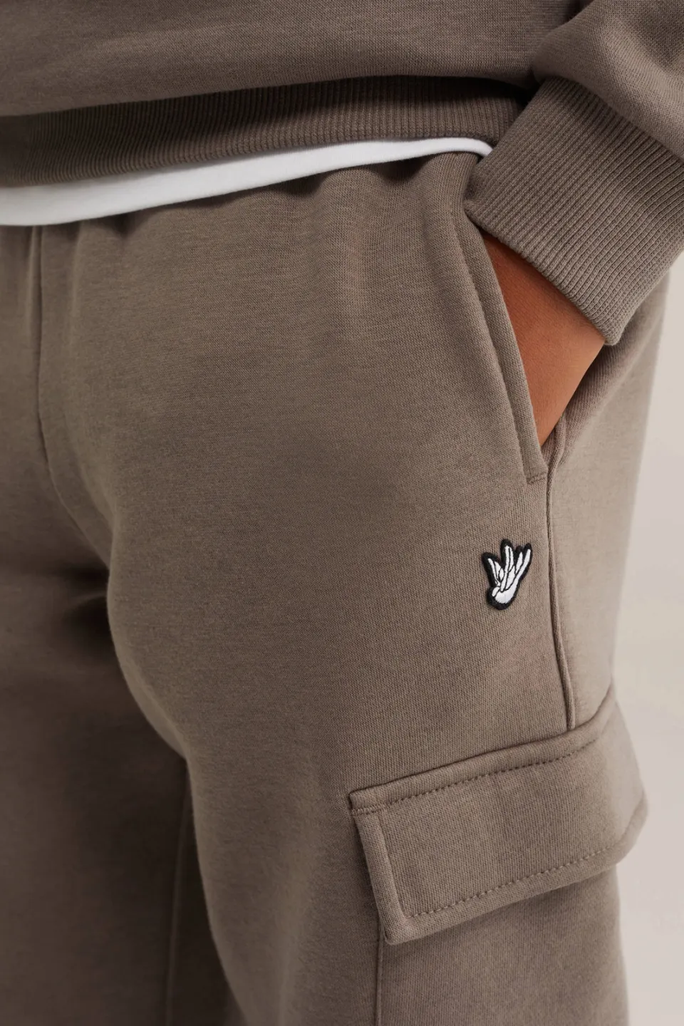 WE Fashion sweat cargobroek bruin, foto 4
