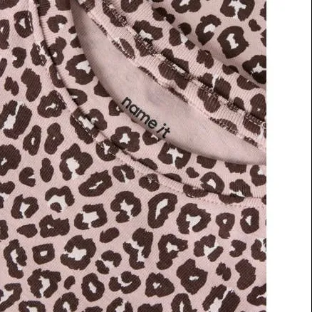 NAME IT MINI rechtvallende longsleeve met panterprint lila, foto 3