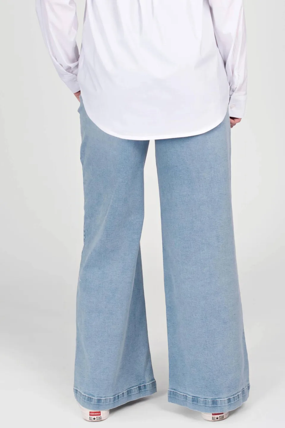 LOVE2WAIT zwangerschaps wide leg jeans light blue denim, foto 4