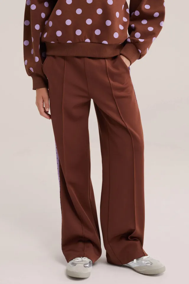 WE Fashion loose fit joggingbroek bruin, foto 3