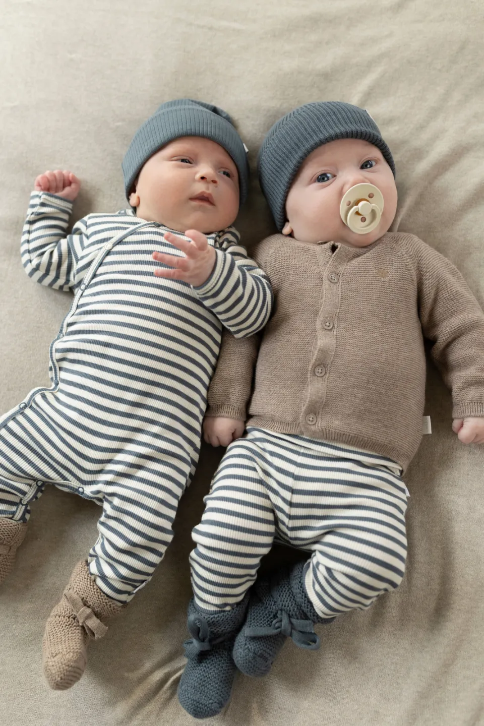 Noppies baby katoenen gestreepte babybroek blauw/ecru