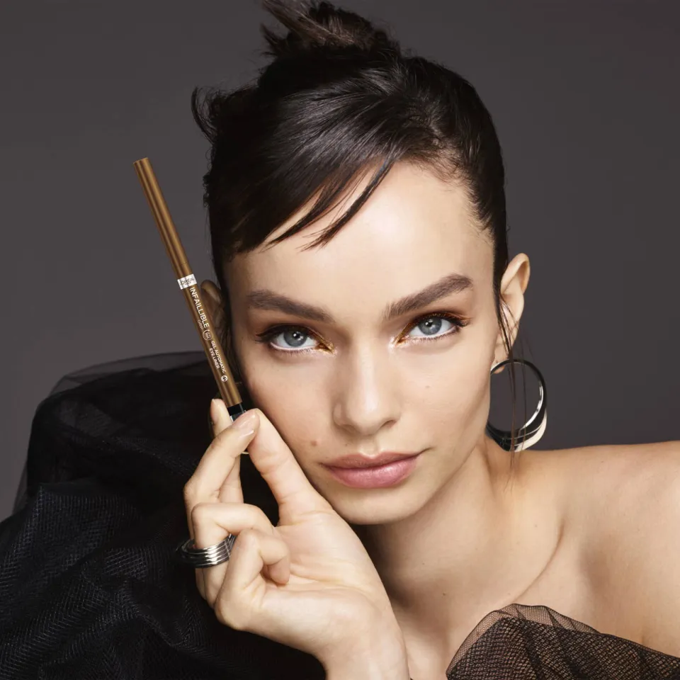 L'oréal Infaillible 36H Grip Gel Automatic eyeliner bruin, foto 3