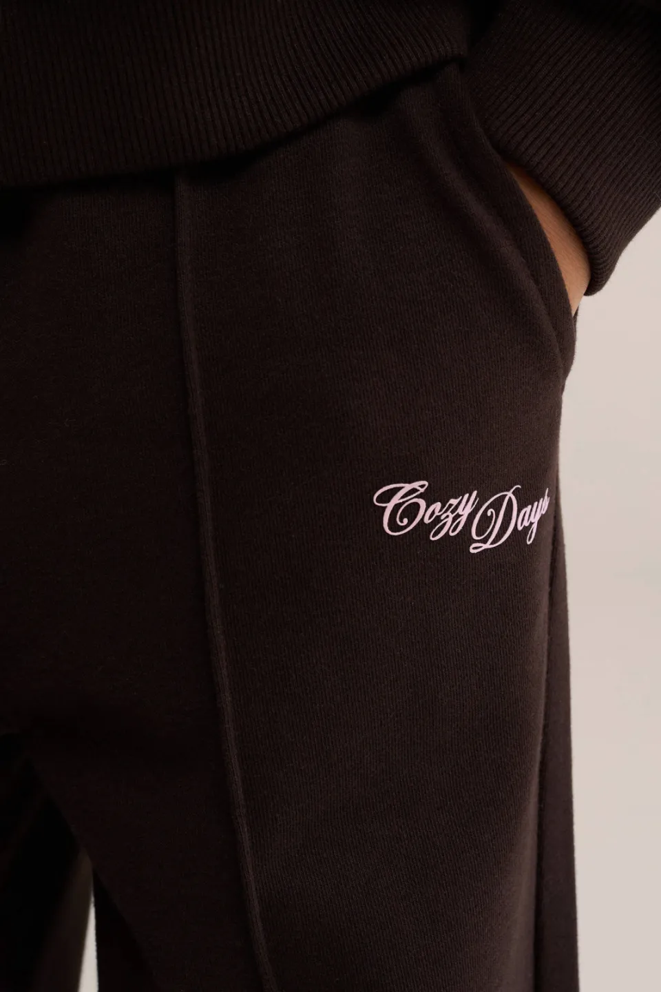 WE Fashion wide leg sweatpants donkerbruin, foto 4