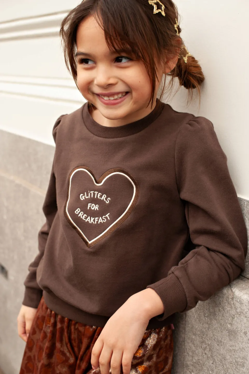 Jubel sweater City Chic - bruin, foto 6