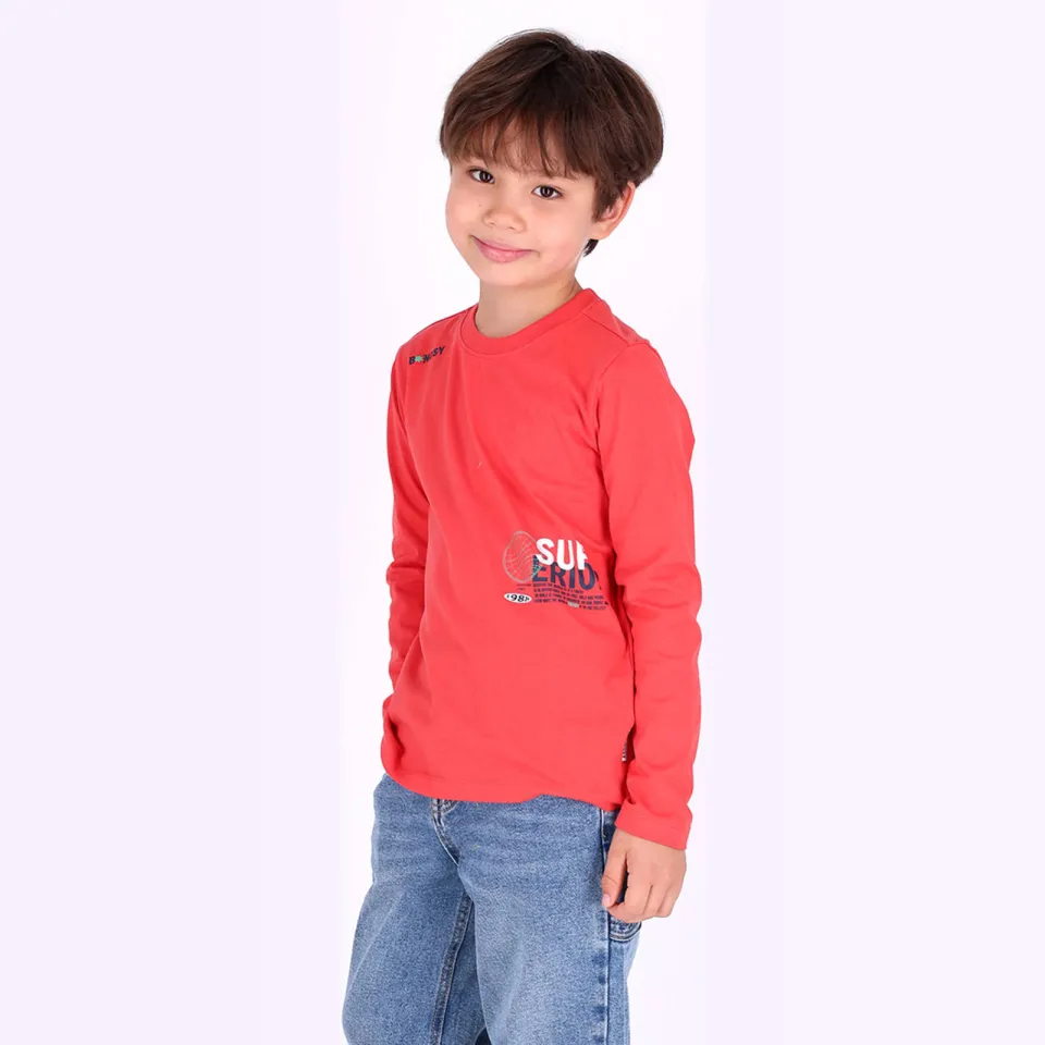 B.Nosy rechtvallende longsleeve met print rood