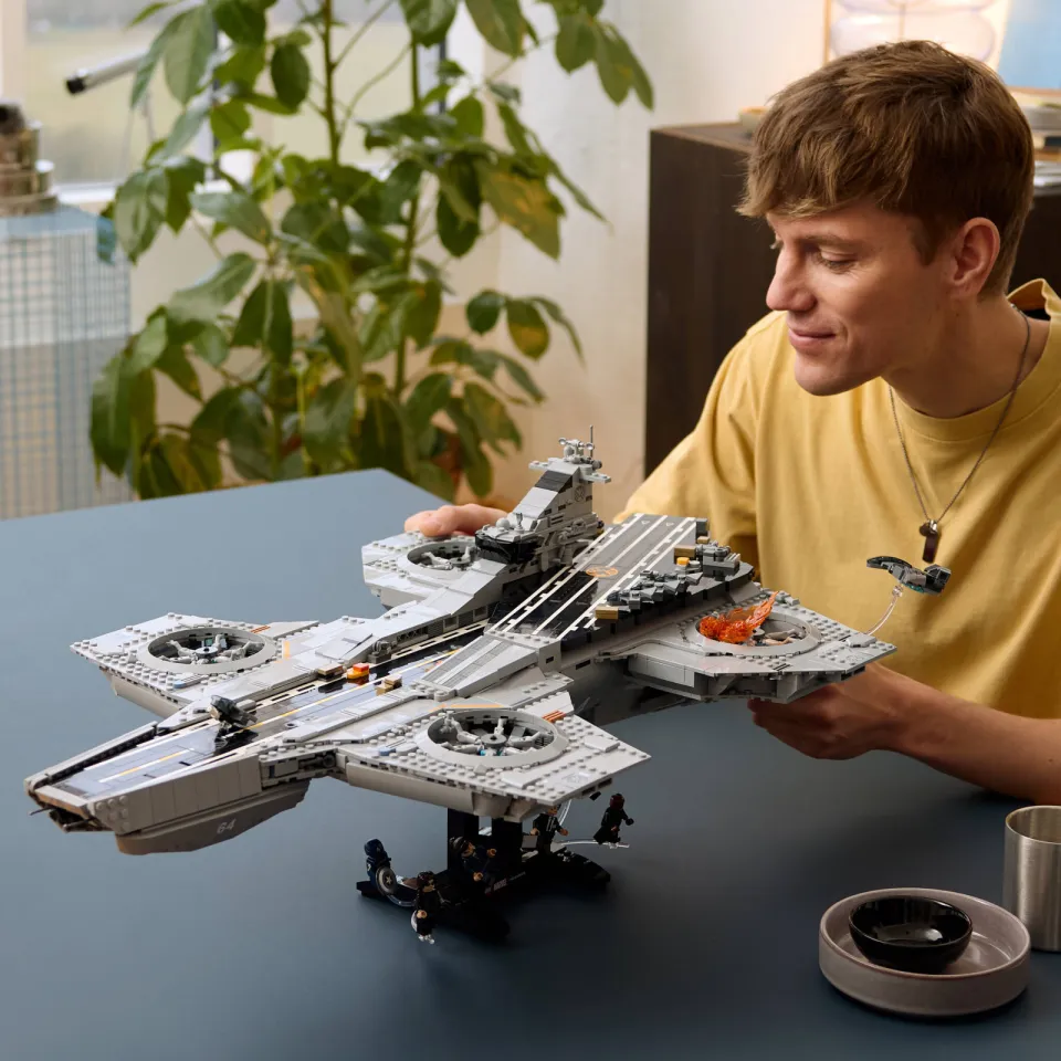 Lego Marvel S.H.I.E.L.D. Helicarrier 76354, foto 4