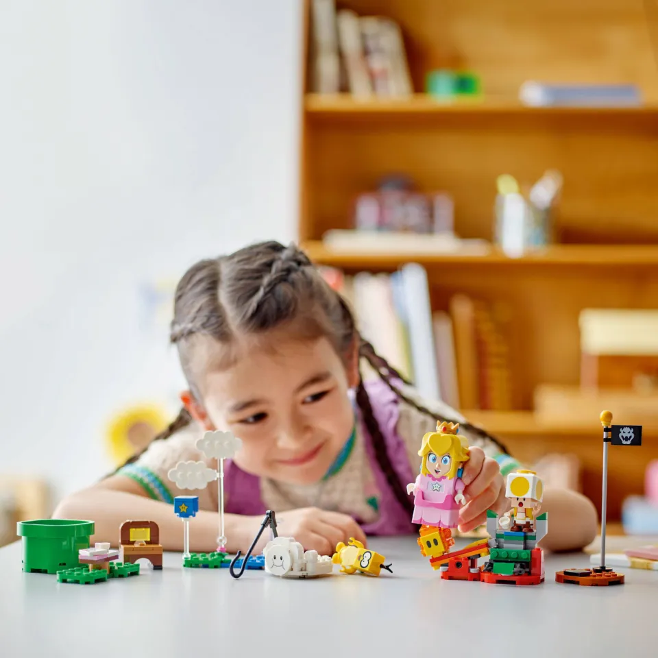 Lego Super Mario Avonturen met interactieve Peach Speelgoed Set voor Kinderen 71441, foto 5