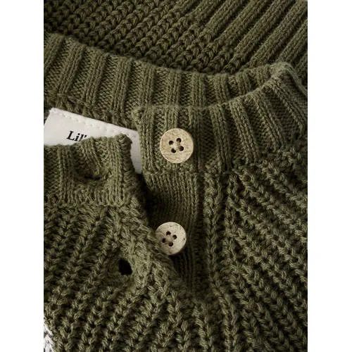 Lil' Atelier BABY katoenen regular fit gebreide trui met borduursels en print - olijfgroen, foto 3