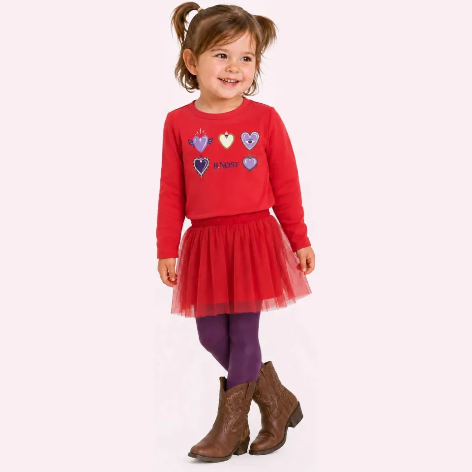 B.Nosy aansluitende longsleeve met print rood