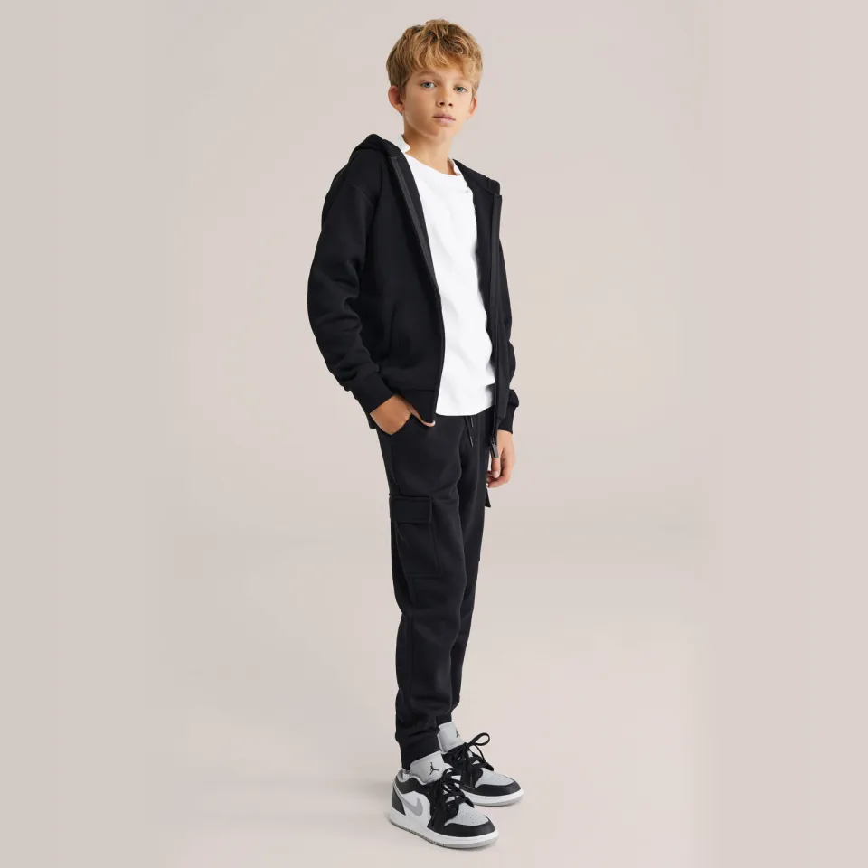 WE Fashion regular cargobroek zwart