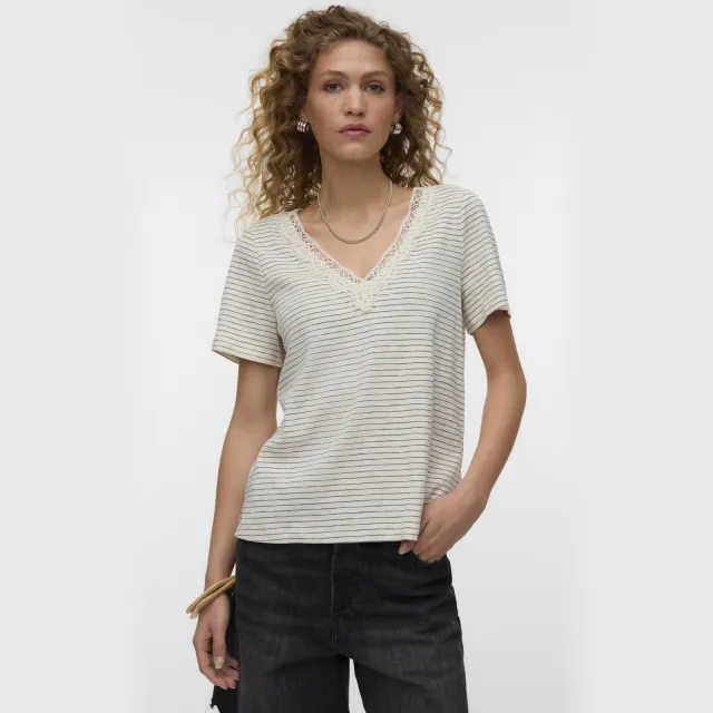 Vero Moda gestreept T-shirt met lurex ecru Ecru/zwart