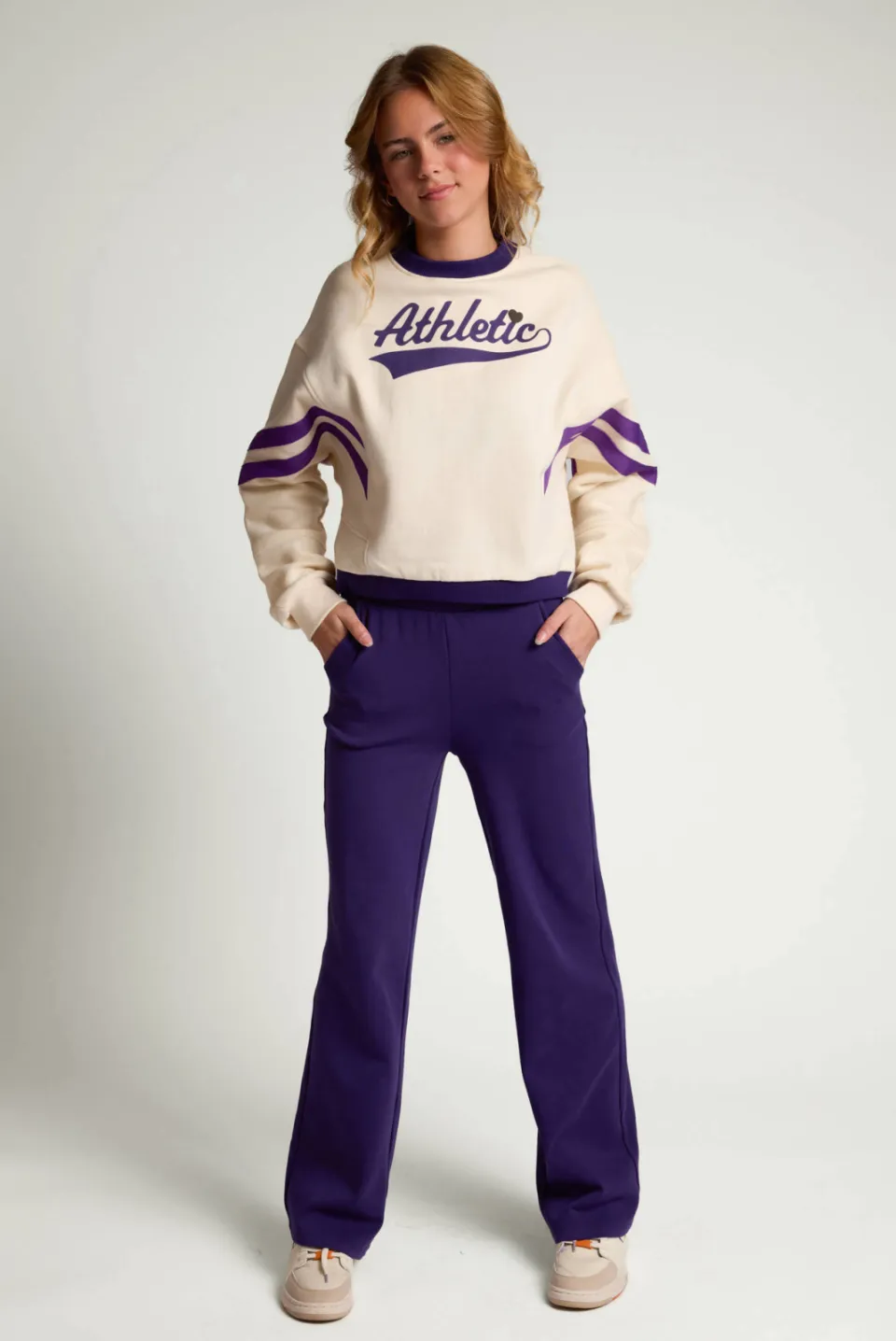 LOOXS 10sixteen relaxed fit sweatpants paars