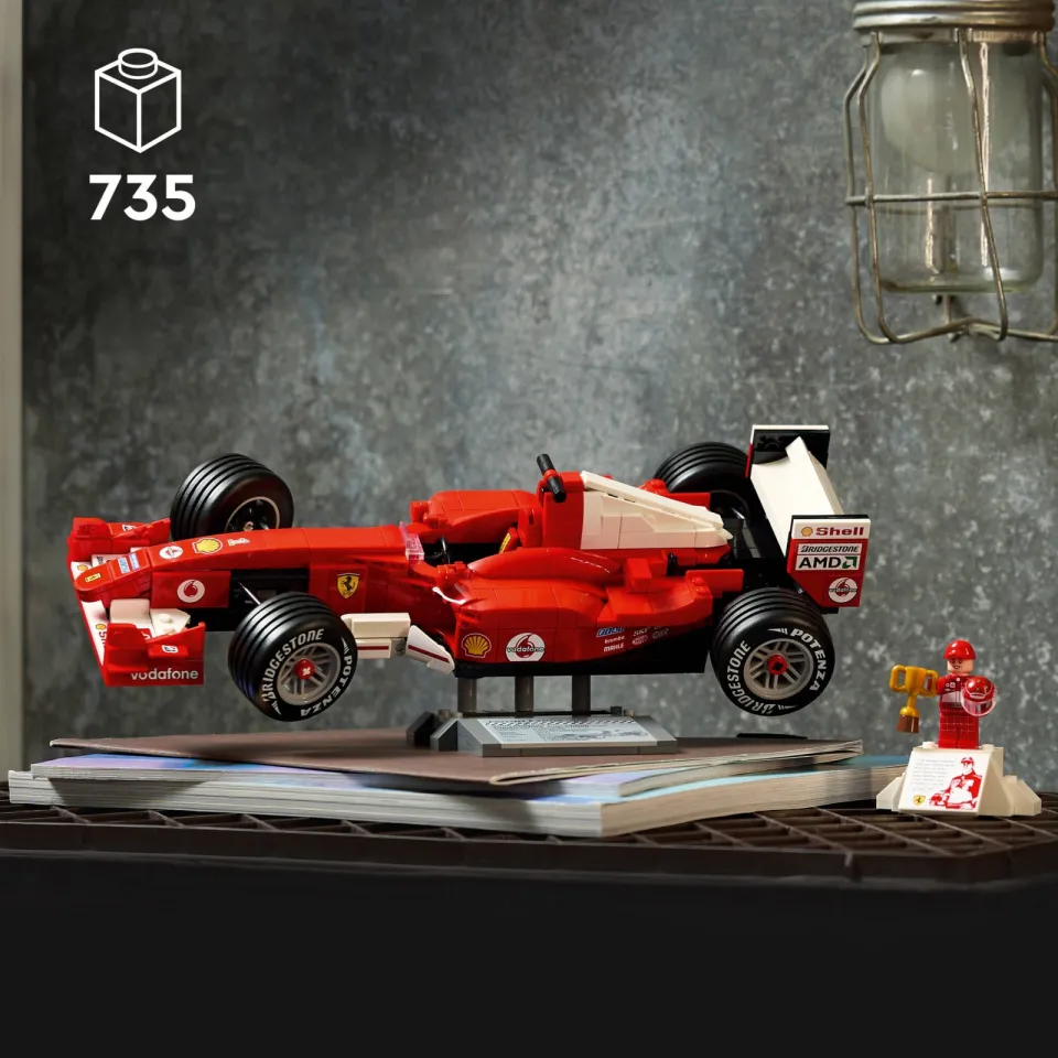 Lego Icons Ferrari F2004 en Michael Schumacher Modelauto 11375, foto 3