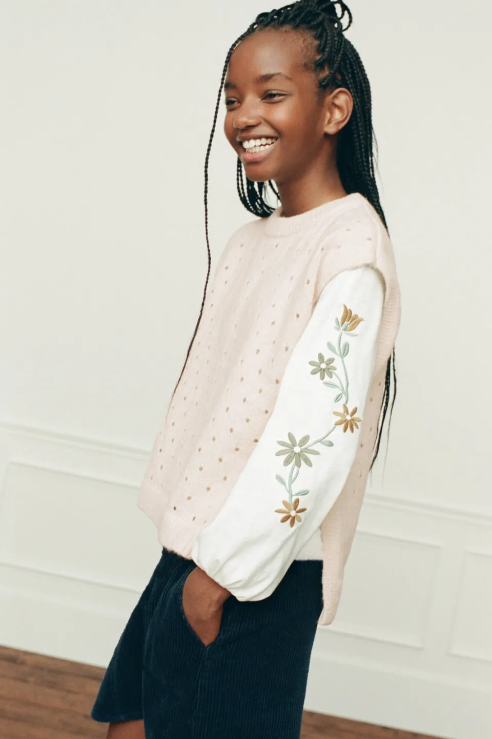 Mango Kids gebloemde blouse met borduursels - wit