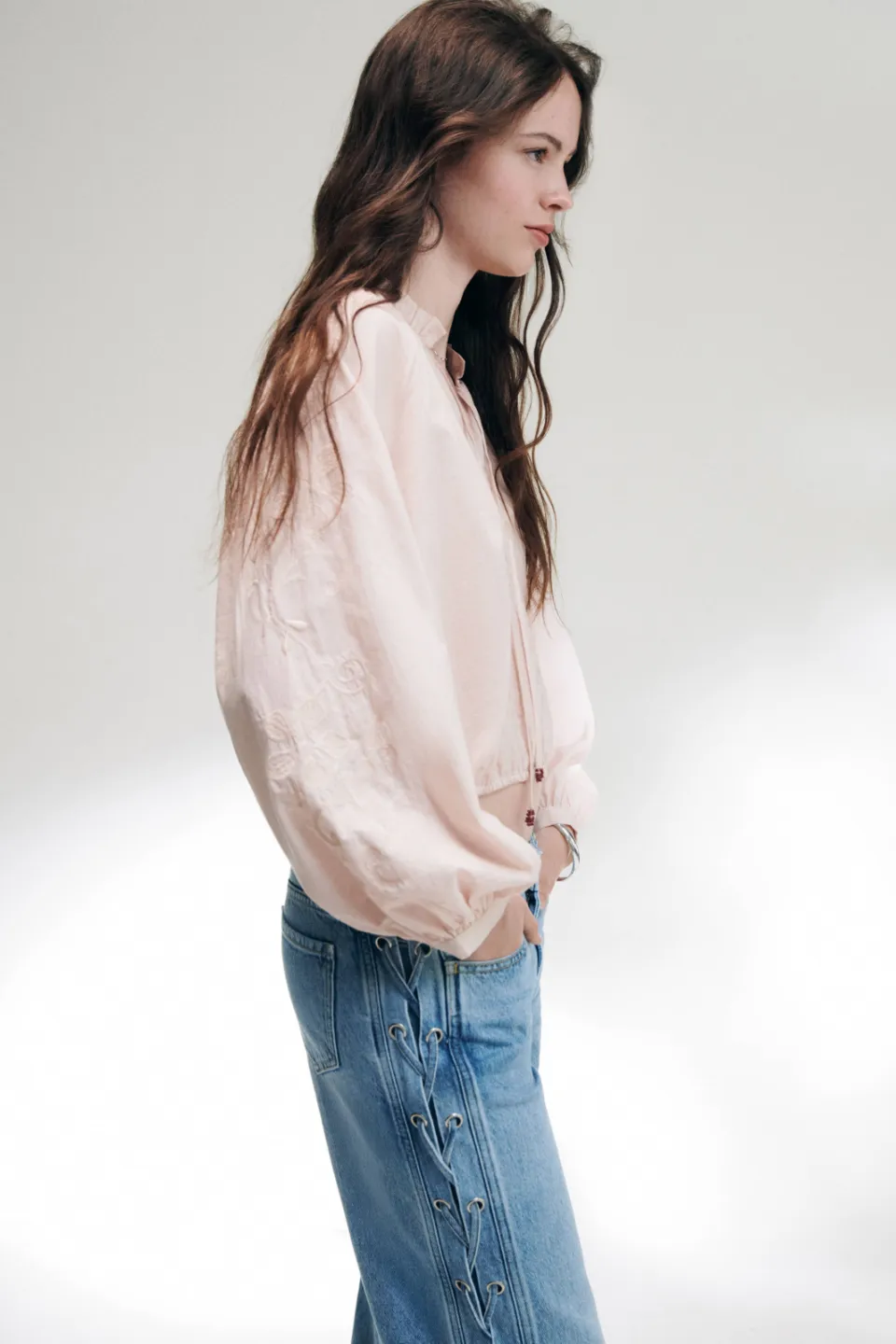Mango Teen blousetop met borduursels lichtroze, foto 3