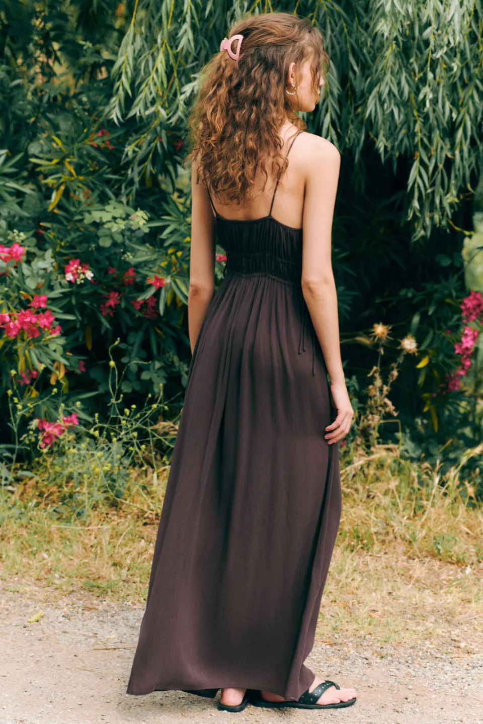 Mango Teen maxi jurk met plooien en smockwerk bruin, foto 7