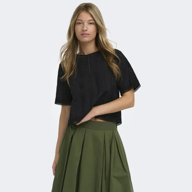Only top broderie zwart