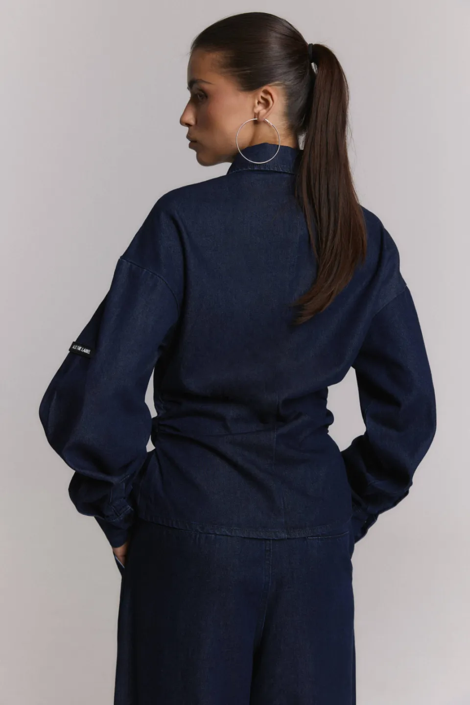 Alix The Label getailleerde blouse donkerblauw, foto 4