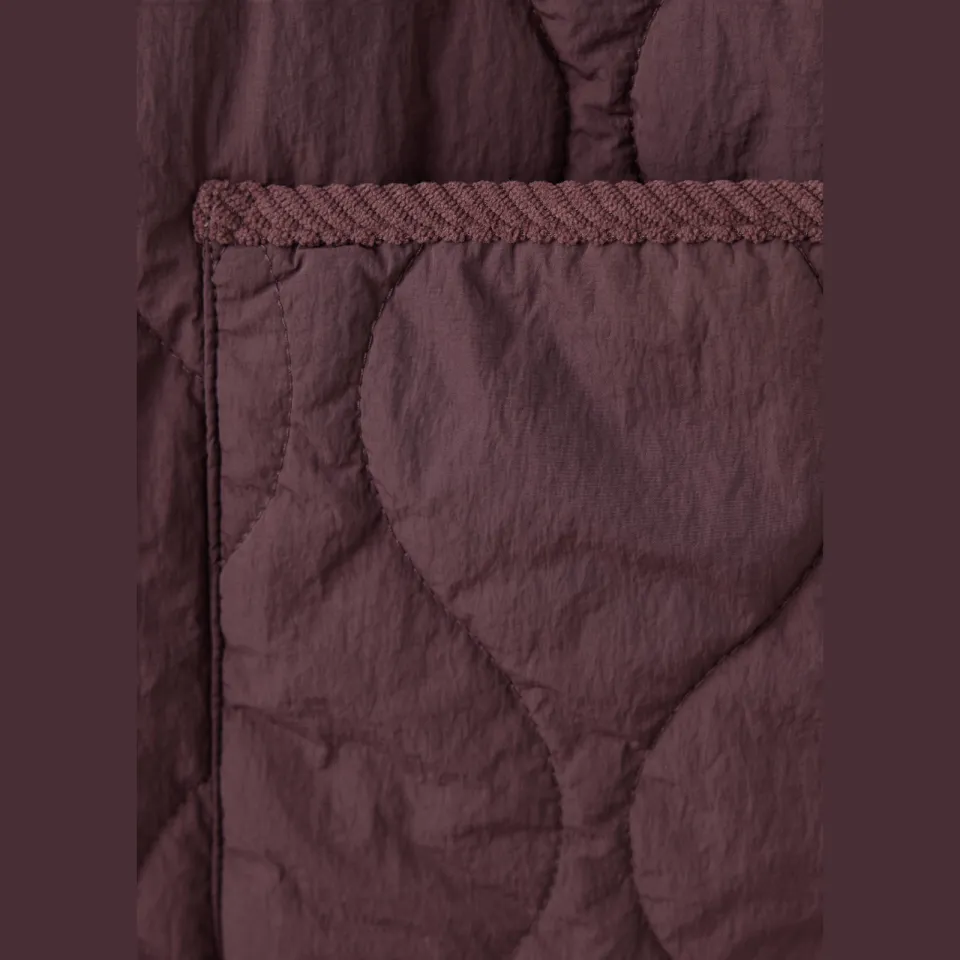 Mango Teen quilted tussenjas bordeauxrood, foto 6