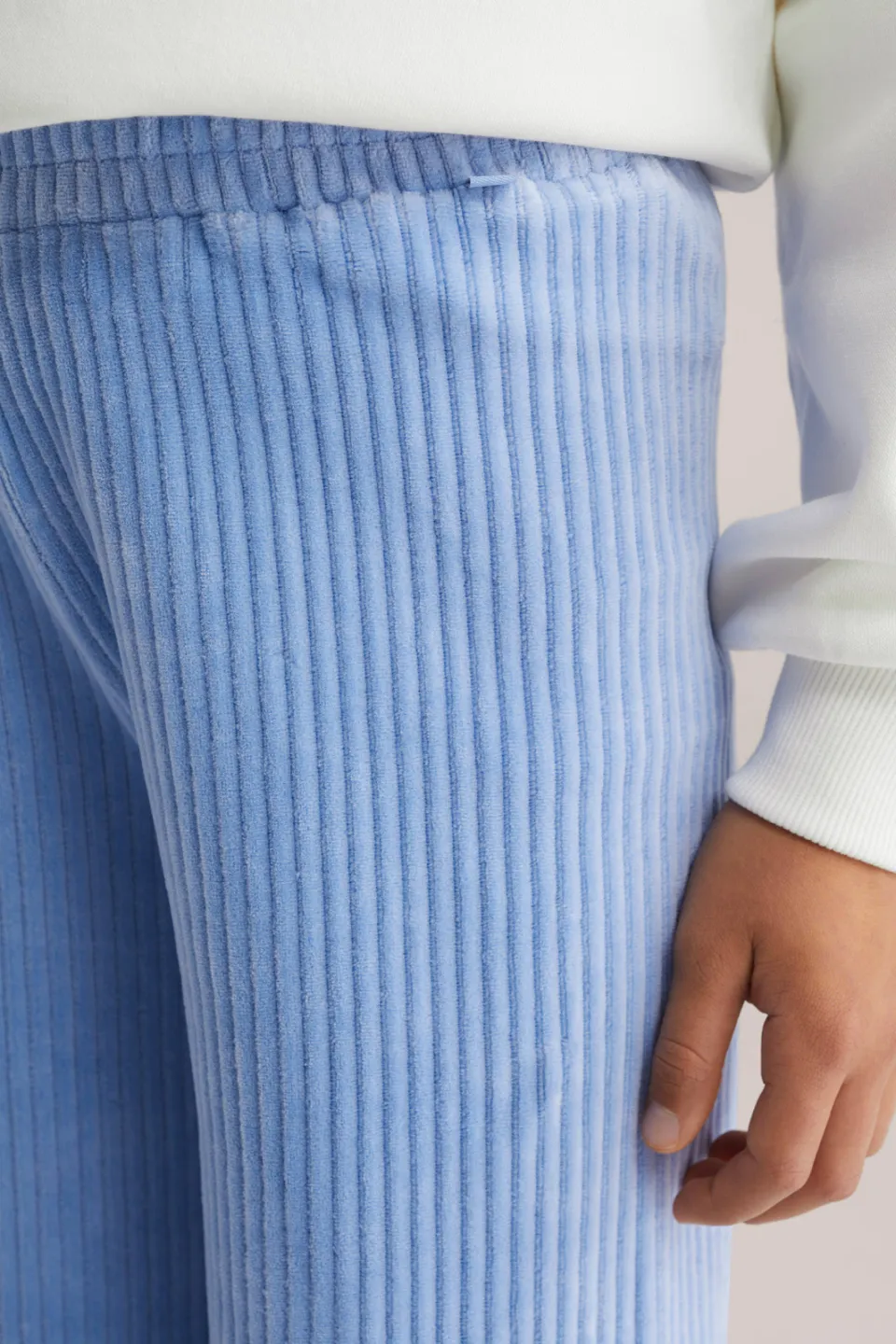 WE Fashion fluwelen loose casual broek lichtblauw, foto 5