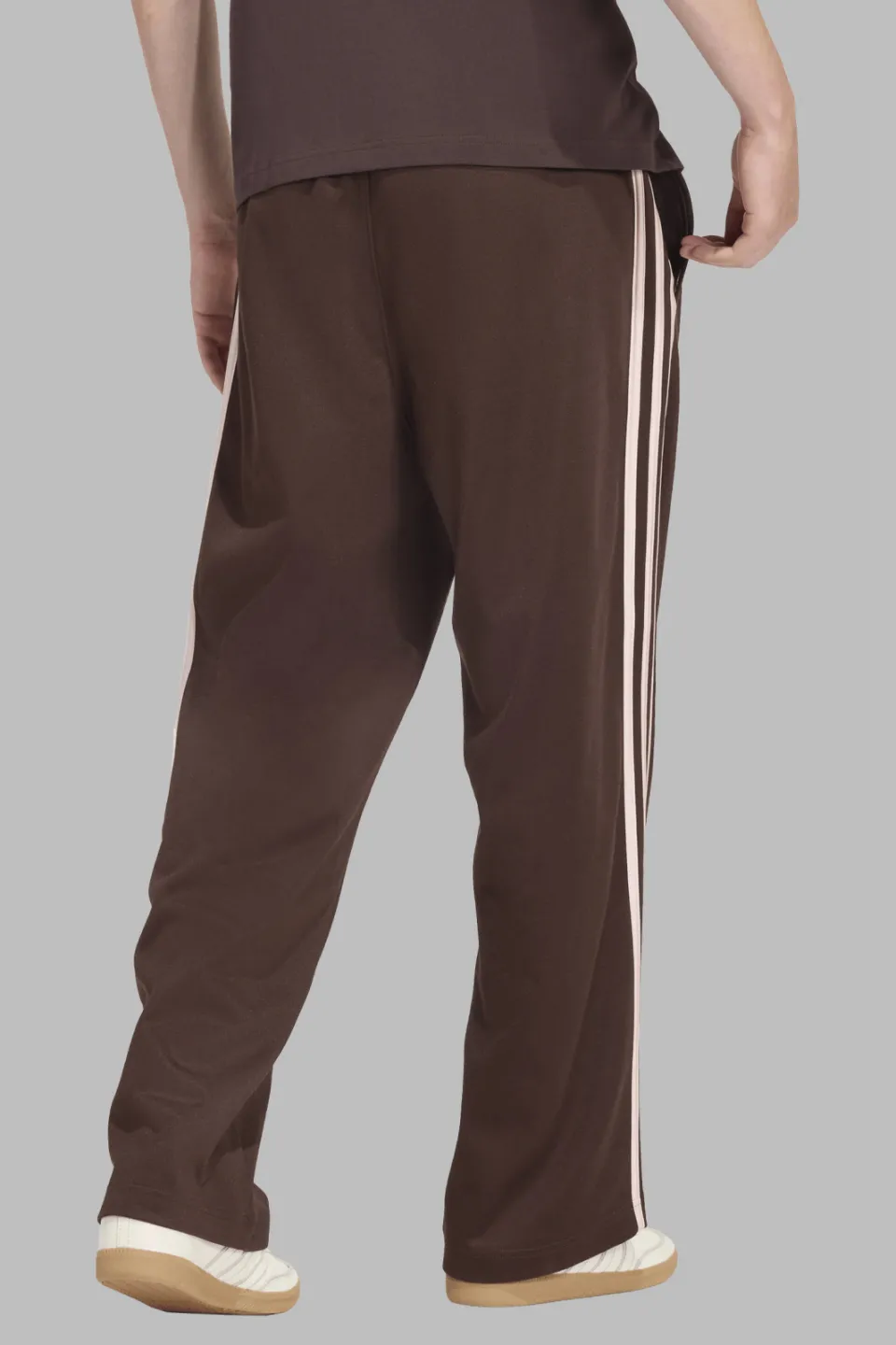 Adidas Firebird loose fit joggingbroek bruin, foto 6