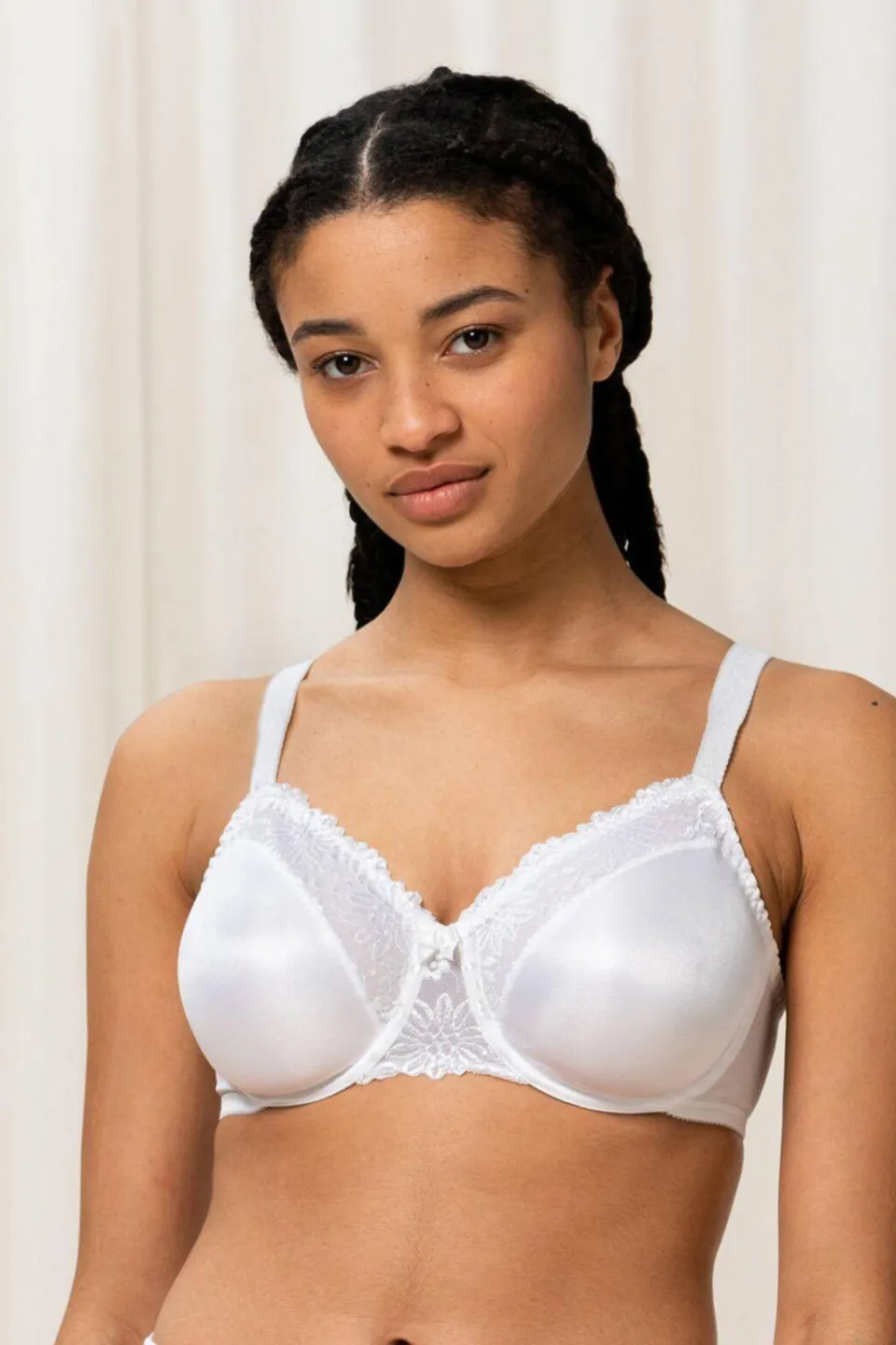 Triumph niet-voorgevormde minimizer Ladyform Soft wit, foto 6