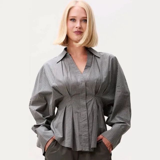 Catwalk Junkie geruite blouse met plooien grijs, foto 3