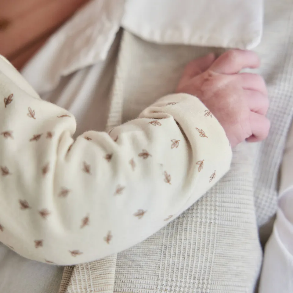 Dirkje longsleeve met all over print ecru bruin, foto 6