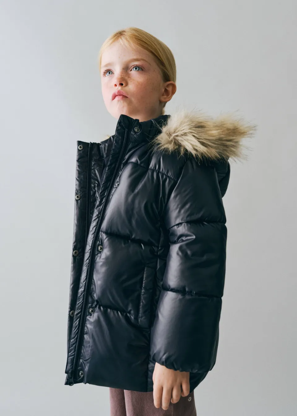 Mango winterjas met imitatiebontkraag zwart, foto 4