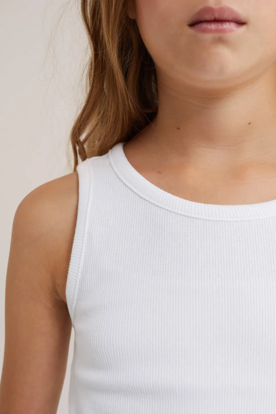 WE Fashion ribgebreide mouwloze top wit, foto 4