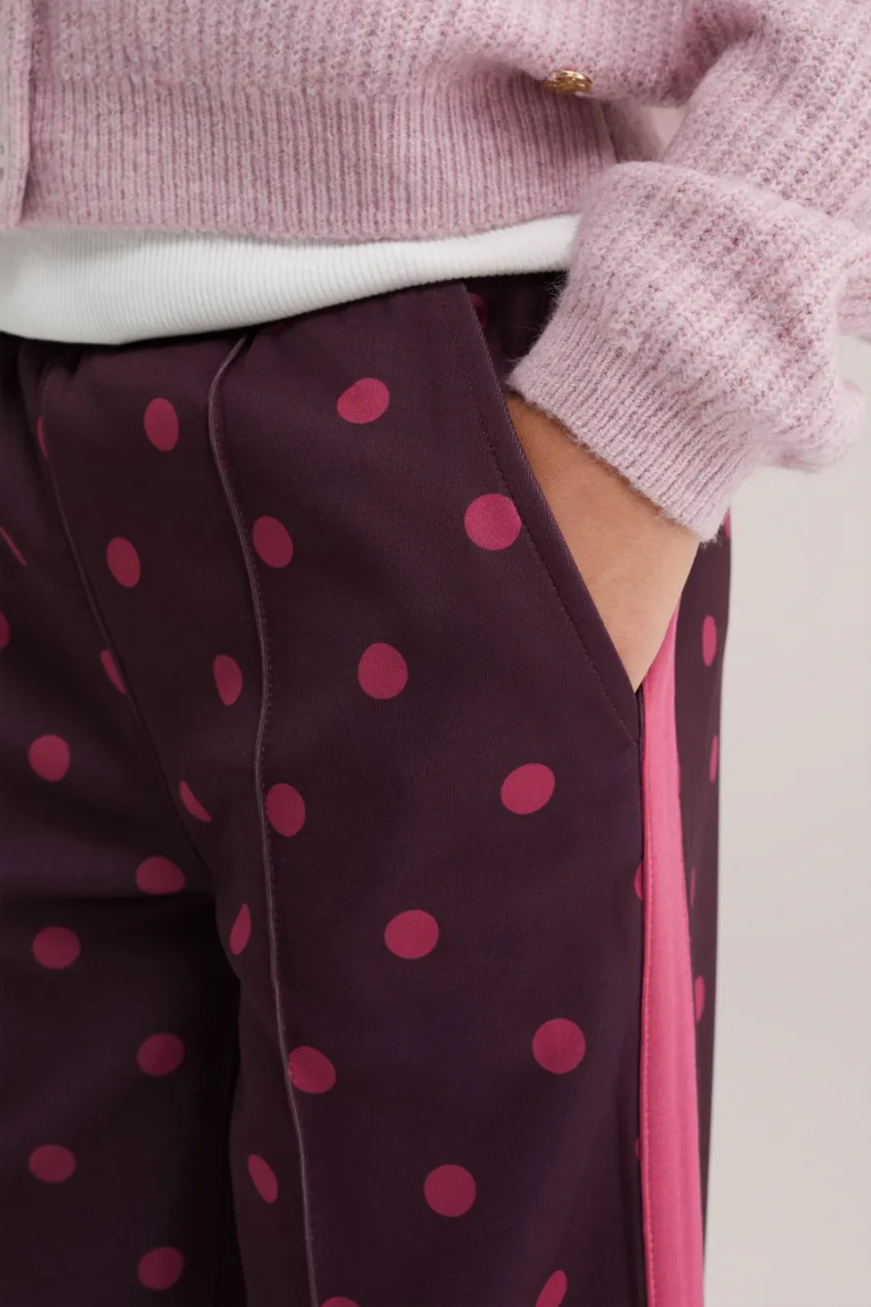 WE Fashion loose fit joggingbroek met stippen donkerrood donkerrood/roze, foto 4
