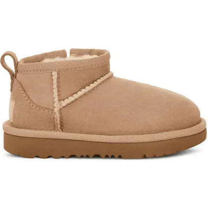 Ugg Classic Ultra Mini enkellaarsje zand Sand