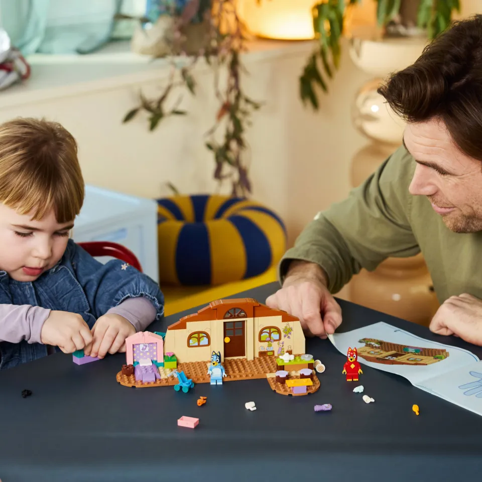 Lego Bluey School met Rusty en Bluey 11221, foto 4