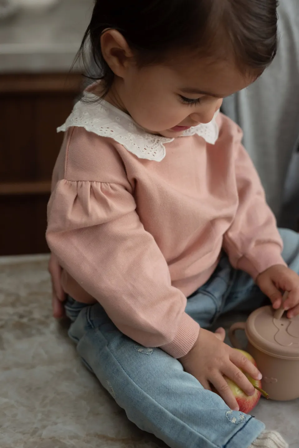 Dirkje rechtvallende sweater met broderie - roze, foto 2