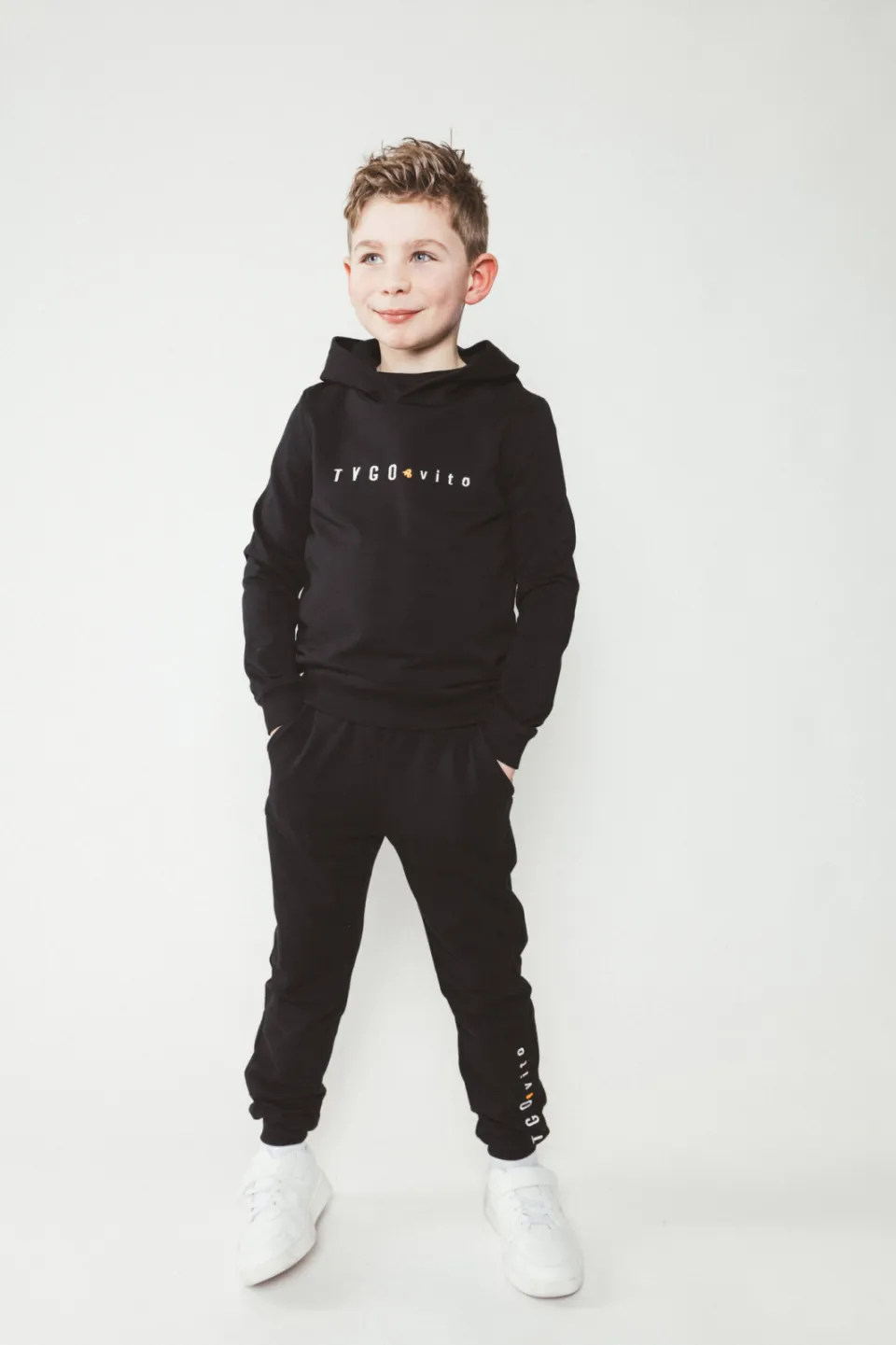 TYGO & vito regular joggingbroek zwart, foto 4